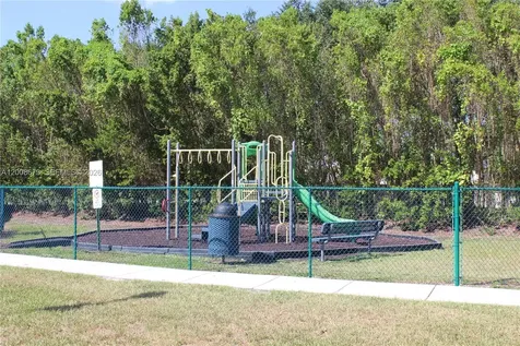 3211 SE 6th Street Homestead FL 33033