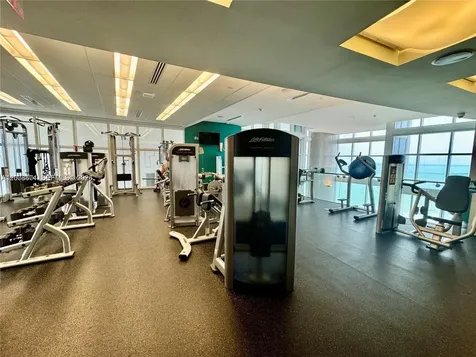 18101 Collins Avenue Sunny Isles Beach FL 33160