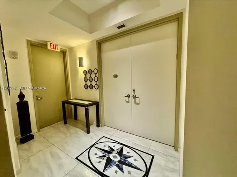 18101 Collins Avenue Sunny Isles Beach FL 33160