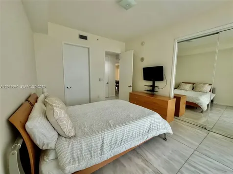 18101 Collins Avenue Sunny Isles Beach FL 33160