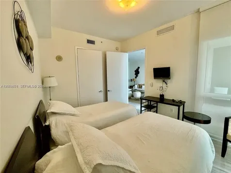 18101 Collins Avenue Sunny Isles Beach FL 33160