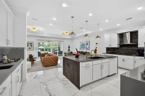 10626 Starling Way West Palm Beach FL 33412