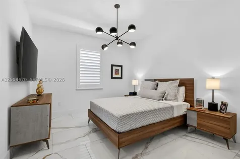 10626 Starling Way West Palm Beach FL 33412