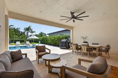 10626 Starling Way West Palm Beach FL 33412
