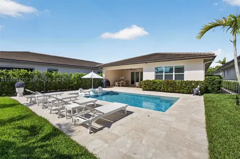 10626 Starling Way West Palm Beach FL 33412