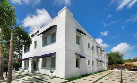 165 NW 39th Street Miami FL 33127