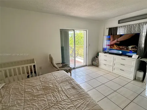 1340 Lincoln Road Miami Beach FL 33139