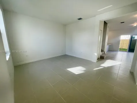 2882 SE 26th Terrace Homestead FL 33035