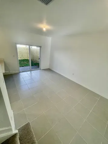 2882 SE 26th Terrace Homestead FL 33035