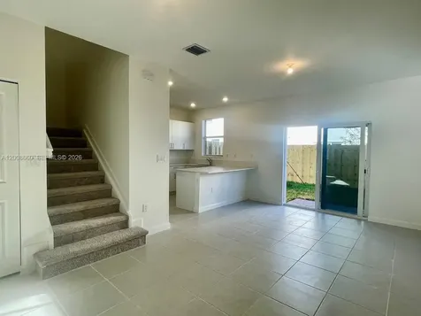 2882 SE 26th Terrace Homestead FL 33035