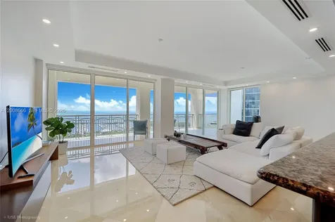 3400 SW 27th Avenue Miami FL 33133