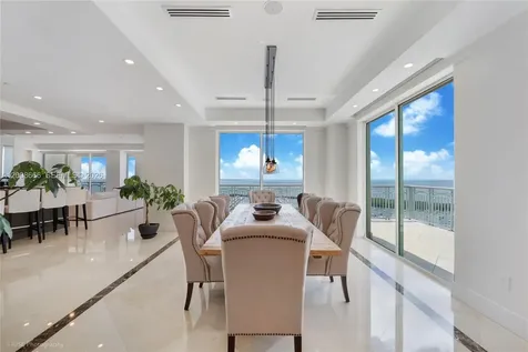 3400 SW 27th Avenue Miami FL 33133