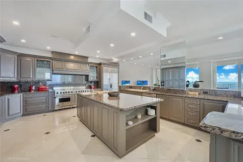 3400 SW 27th Avenue Miami FL 33133