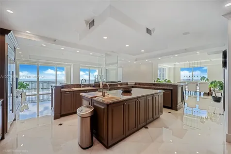 3400 SW 27th Avenue Miami FL 33133