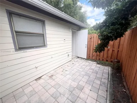 1832 My Place West Palm Beach FL 33417