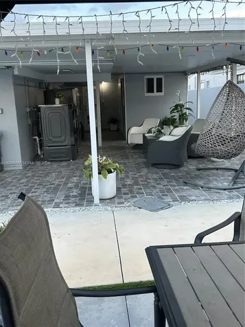 367 W 33rd Street Hialeah FL 33012