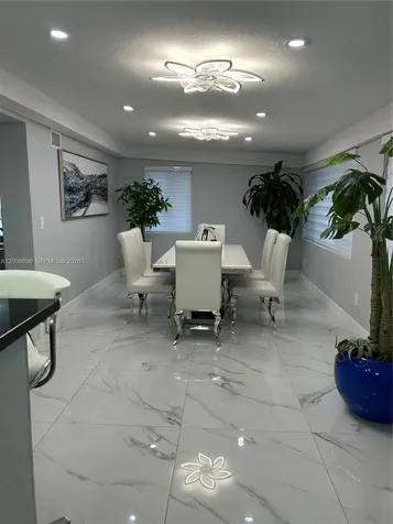 367 W 33rd Street Hialeah FL 33012
