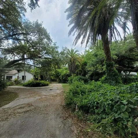 8339 SW 112th Street Miami FL 33156