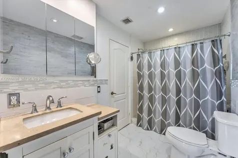 11263 NW 53rd Lane Doral FL 33178