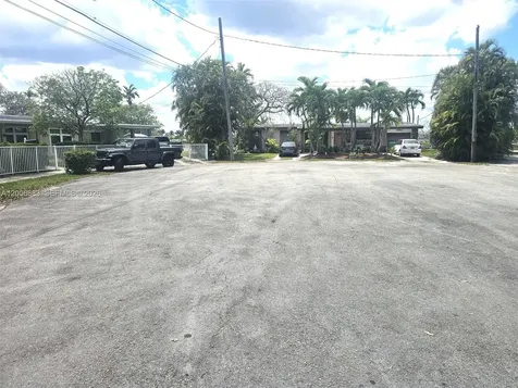 10790 SW 46th Street Miami FL 33165