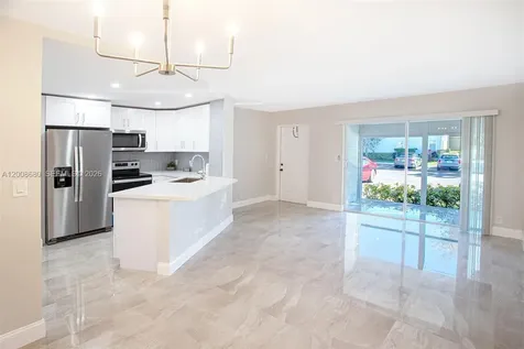 7527 S Oriole Boulevard Delray Beach FL 33446