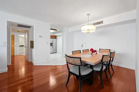 19101 NE 36th Court Aventura FL 33180