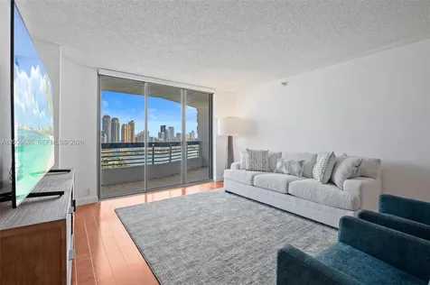 19101 NE 36th Court Aventura FL 33180