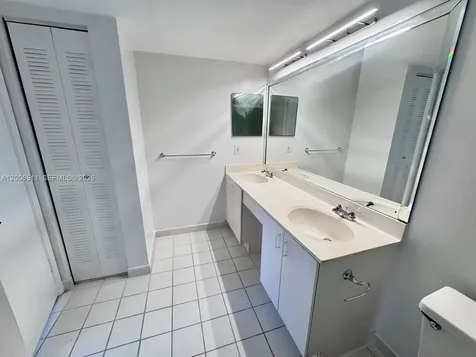 3300 NE 191st Street Aventura FL 33180
