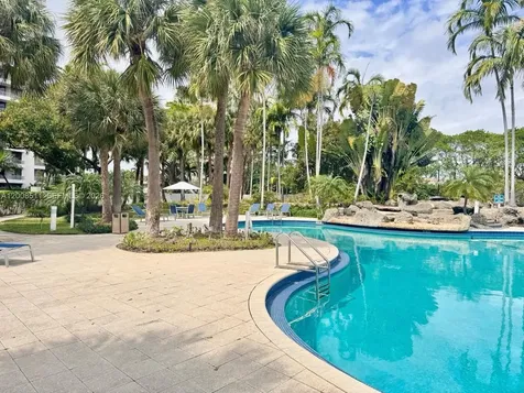 3300 NE 191st Street Aventura FL 33180