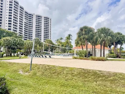 3300 NE 191st Street Aventura FL 33180