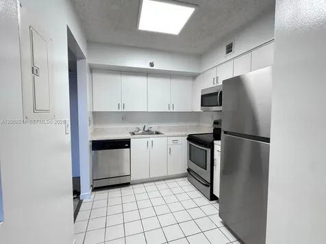 3300 NE 191st Street Aventura FL 33180