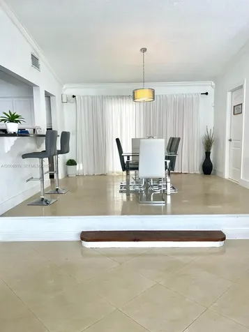 19960 Highland Lakes Boulevard Miami FL 33179