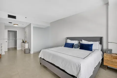 151 Crandon Boulevard Key Biscayne FL 33149