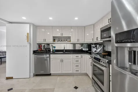 151 Crandon Boulevard Key Biscayne FL 33149