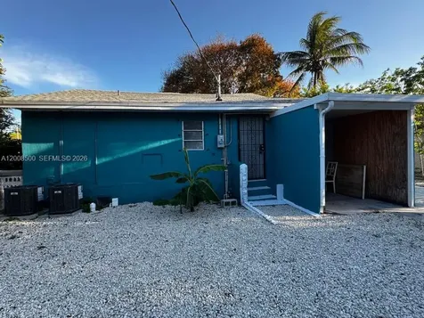 1121 NW 40th Street Miami FL 33127