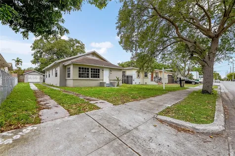 2800 SW 16th Terrace Miami FL 33145