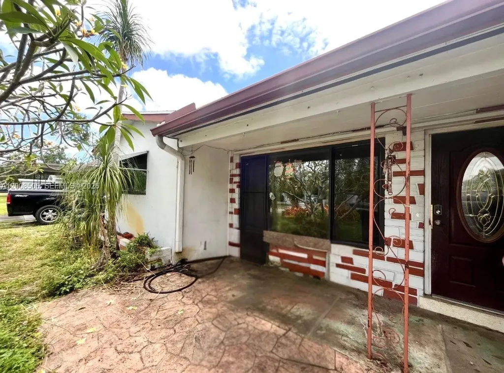 6720 Cody Street Hollywood FL 33024