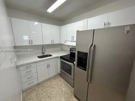 142 SW 18th Avenue Miami FL 33135
