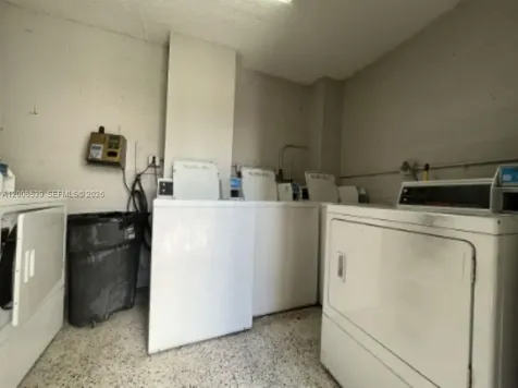 142 SW 18th Avenue Miami FL 33135