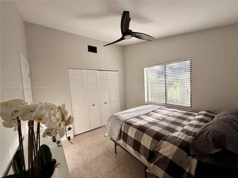 3064 S Oakland Forest Drive Oakland Park FL 33309