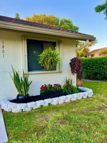 3064 S Oakland Forest Drive Oakland Park FL 33309