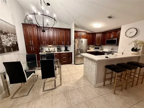 3064 S Oakland Forest Drive Oakland Park FL 33309