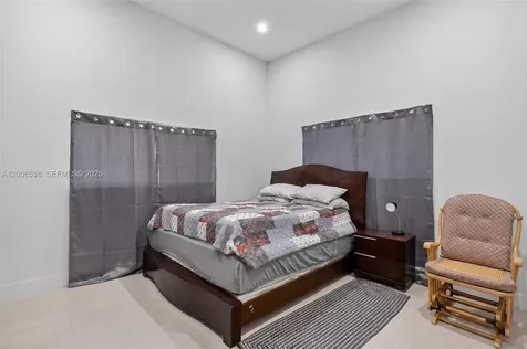 11811 SW 82nd Road Miami FL 33156