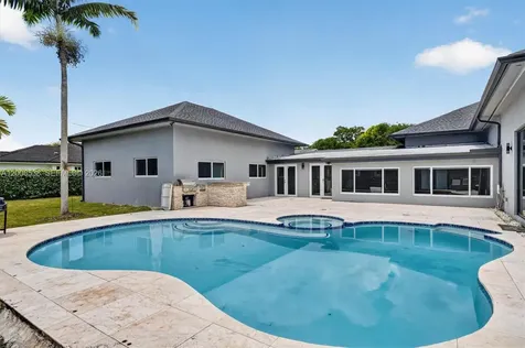 11811 SW 82nd Road Miami FL 33156