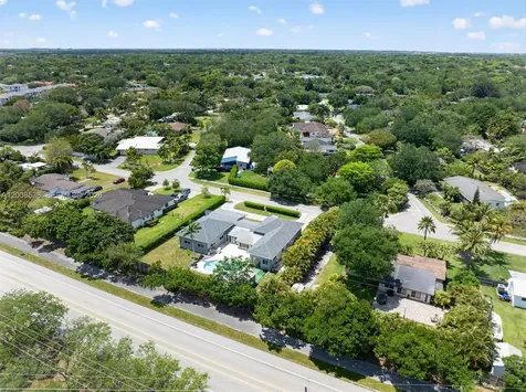 11811 SW 82nd Road Miami FL 33156