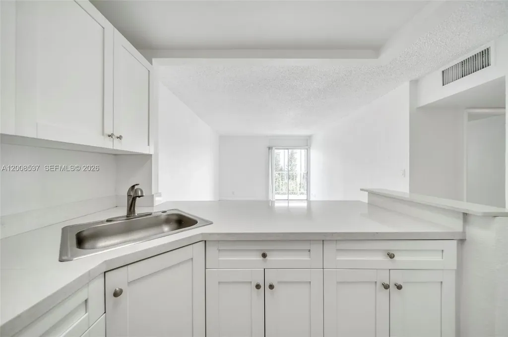 801 NW 47th Avenue Miami FL 33126