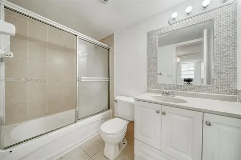 801 NW 47th Avenue Miami FL 33126