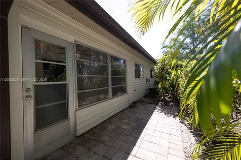 1031 Pine Isle Lane Naples FL 34112