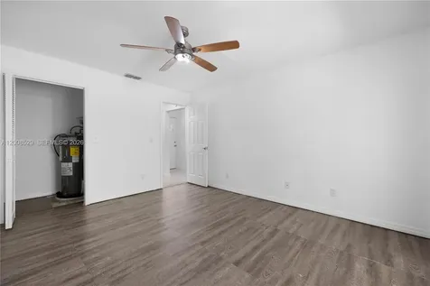 1031 Pine Isle Lane Naples FL 34112