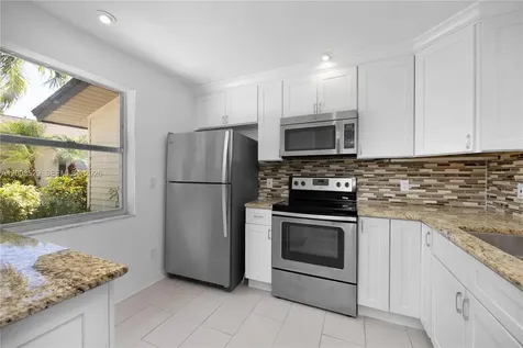 1031 Pine Isle Lane Naples FL 34112